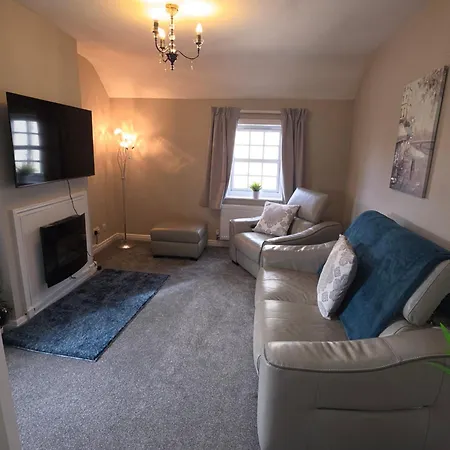 Flat With A Garage *